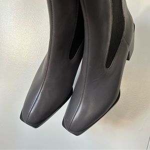 BCBGeneration Grey Leather Square Toe Block Heel Ankle Mod Moto Boots Size 6